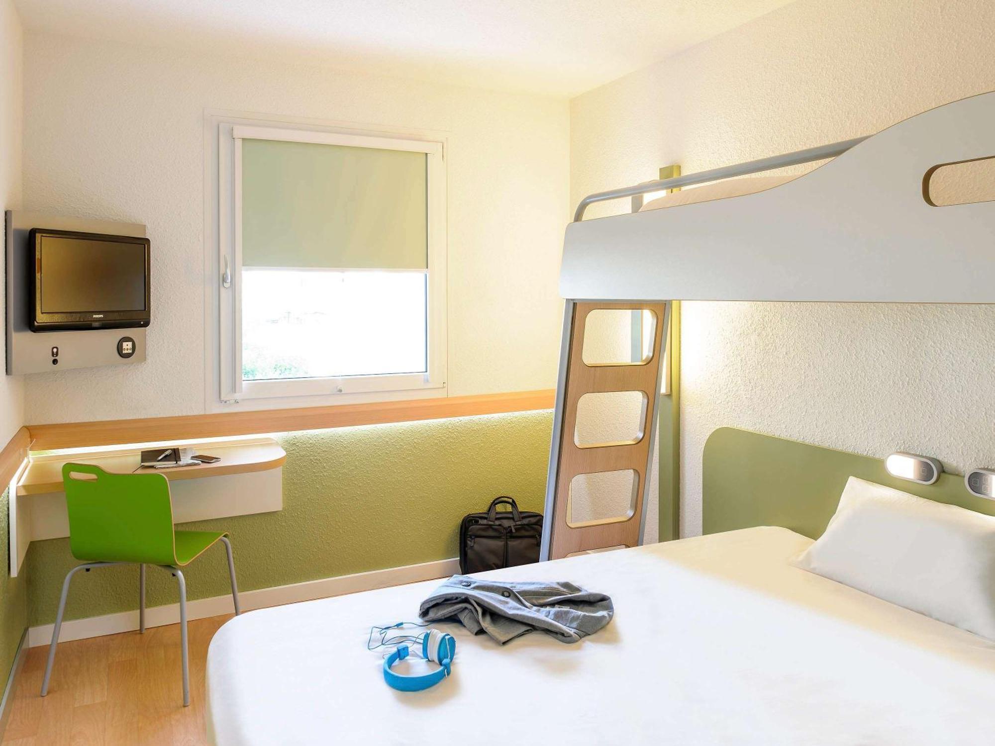Ibis Budget Montceau Les Mines Εξωτερικό φωτογραφία
