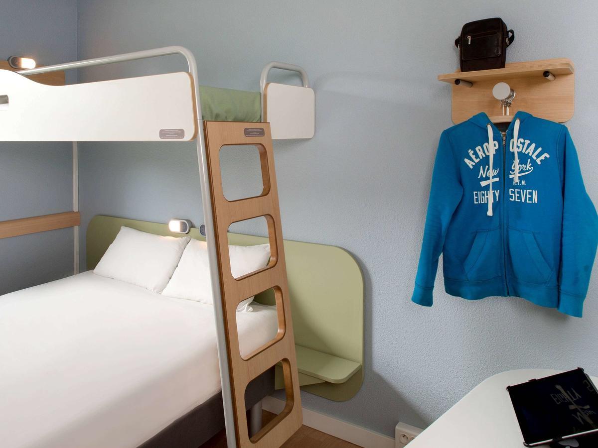 Ibis Budget Montceau Les Mines Εξωτερικό φωτογραφία